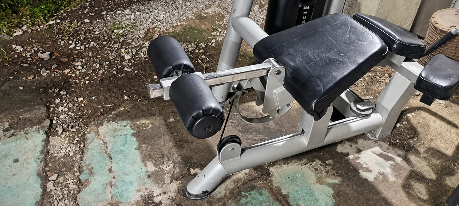 M&aacute;quina de entrenamiento de piernas